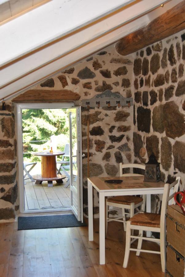 Le Carre Gourmand Villa Le Chambon-sur-Lignon Exterior foto
